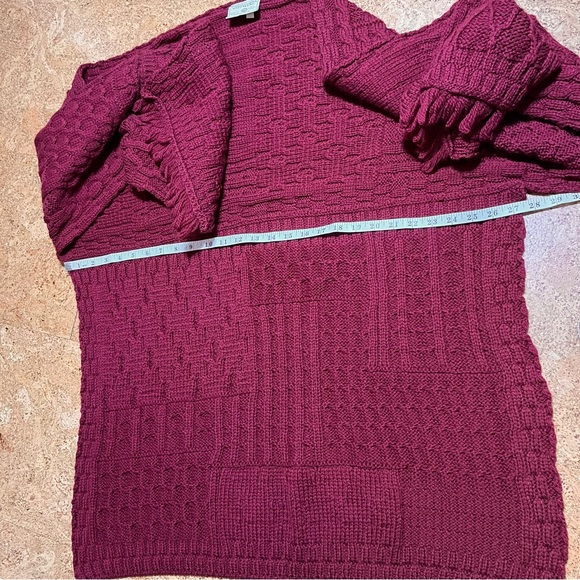 Connemara Knitwear Made In Ireland Merino Wool Cable Knit Shawl Wrap In Wine O/S - Picture 11 of 15